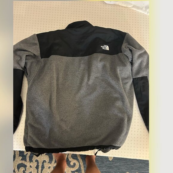 North Face Jacket - Retro Denali - Picture 2 of 3